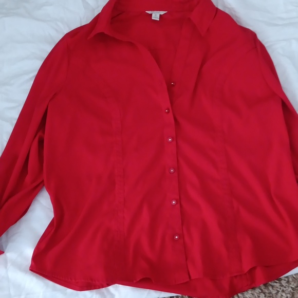 Long sleeve red blouse - Picture 1 of 5